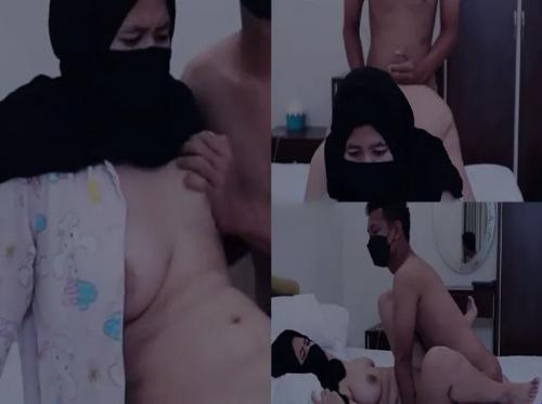 Istri jalang haus seks Istri jalang haus seks
