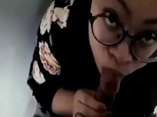 Bokep Indo Pacar Berjilbab Nyepong Di Toilet Mall Bokep Indo Pacar Berjilbab Nyepong Di Toilet Mall