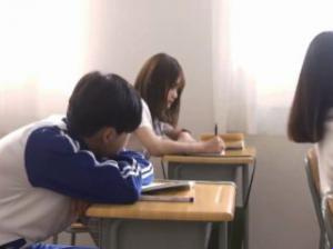 Kelas impian saat aku satu-satunya pria Kelas impian saat aku satu-satunya pria